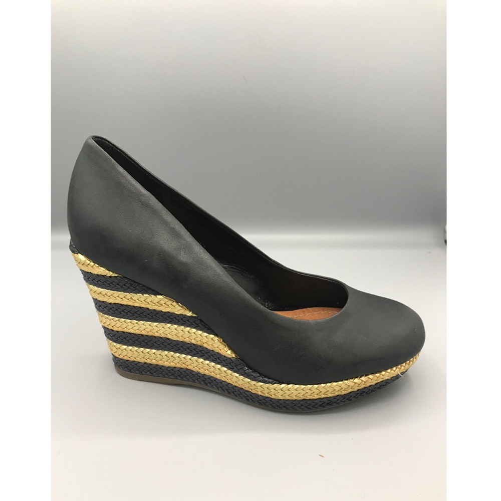 Carrano Leather Black and Gold Wedges